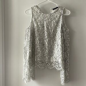Lace shirt with long sleeves, open shoulder